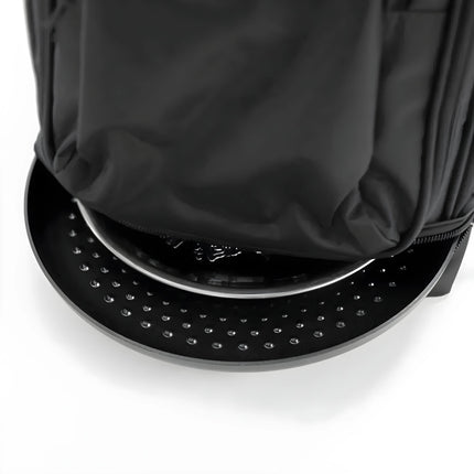 Bottom zipper compartment of the Fumari Gallivant 2 Hookah Bag