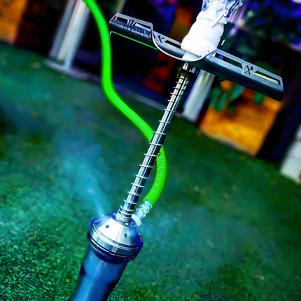 VZ Hookah Minimal with a colorful hose